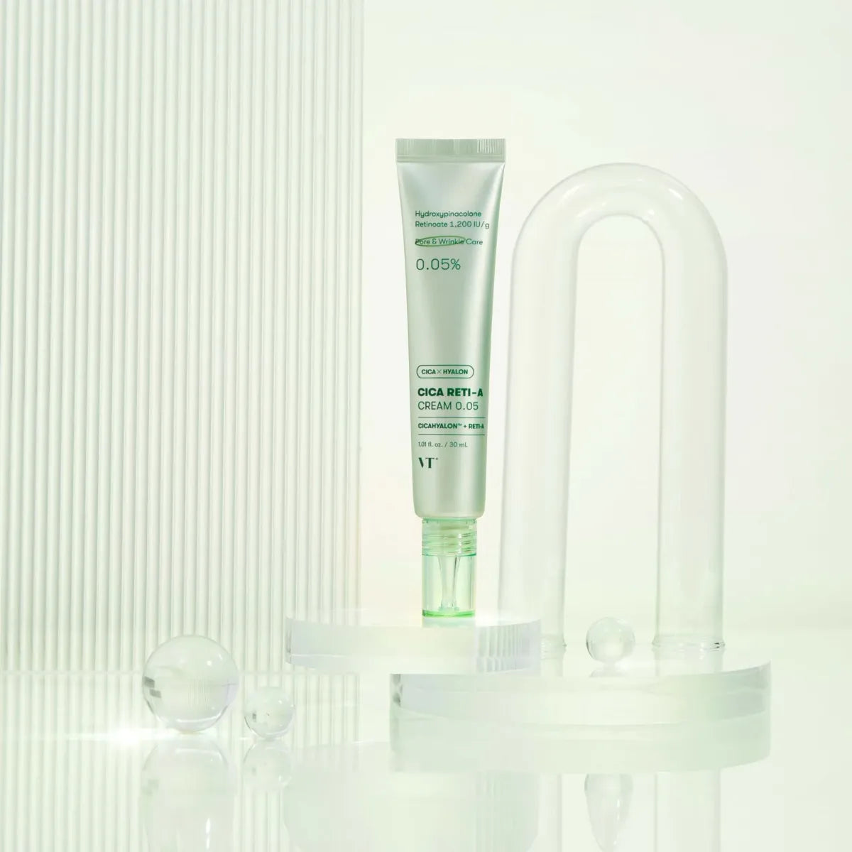 VT Cica Reti-A Cream 0.05 30ml | Atelier De Glow