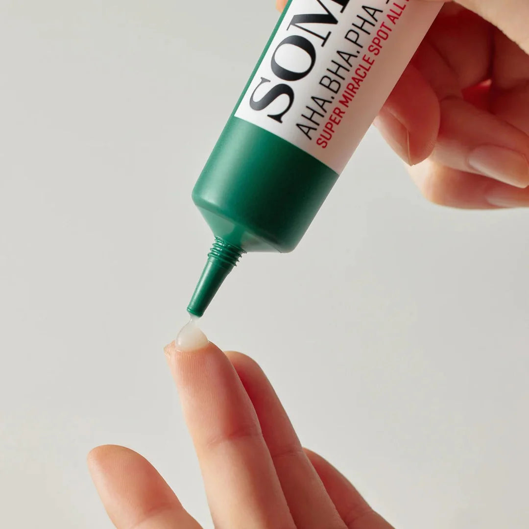 Lightweight, fast-absorbing, and refreshing spot-care gel by Some By Mi that works overnight to calm redness and smooth skin texture at Atelier De Glow UK.