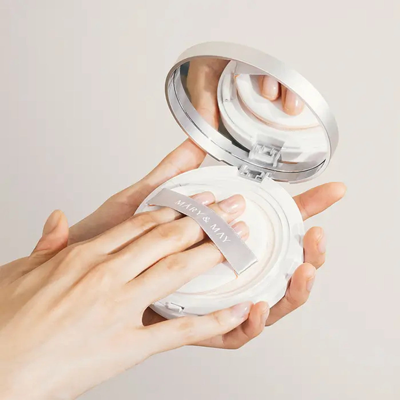 Mary & May Vegan Niacinamide Panthenol Sun Cushion - Atelier De Glow