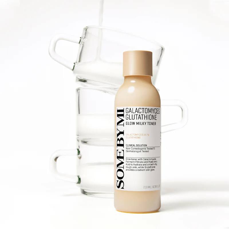 SOME BY MI Galactomyces Glutathione Glow Milky Toner
