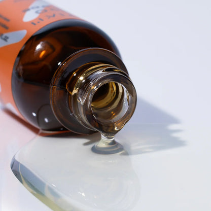 Lightweight, fast-absorbing, and effective Vitamin C serum by TIA&