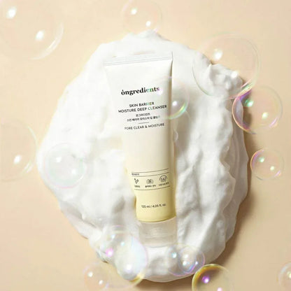 Rich, hypoallergenic foaming cleanser by Ongredients that deeply purifies pores and leaves skin feeling smooth and radiant without tightness, available at Atelier De Glow UK.