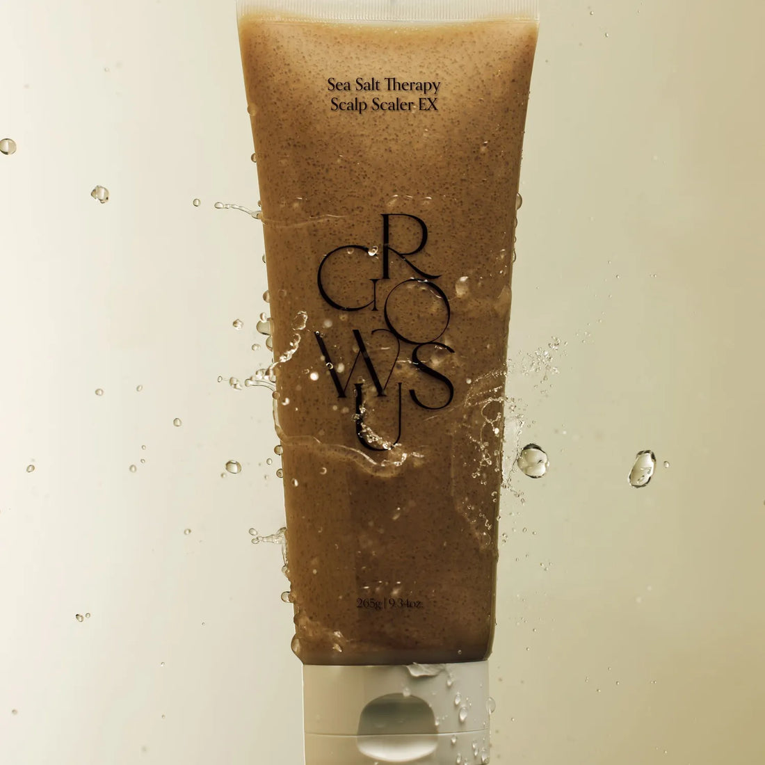 GROWUS scalp scrub for oily scalp, dandruff, and product buildup – Deep-cleansing "Scalp Detox" with Salicylic Acid from Atelier De Glow UK.
