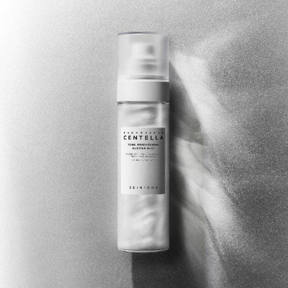 Refreshing SKIN1004 Aurora Mist featuring Madagascar Centella and MadeWhite™ to soothe, brighten uneven skin tone, and strengthen the moisture barrier, available at Atelier De Glow UK.