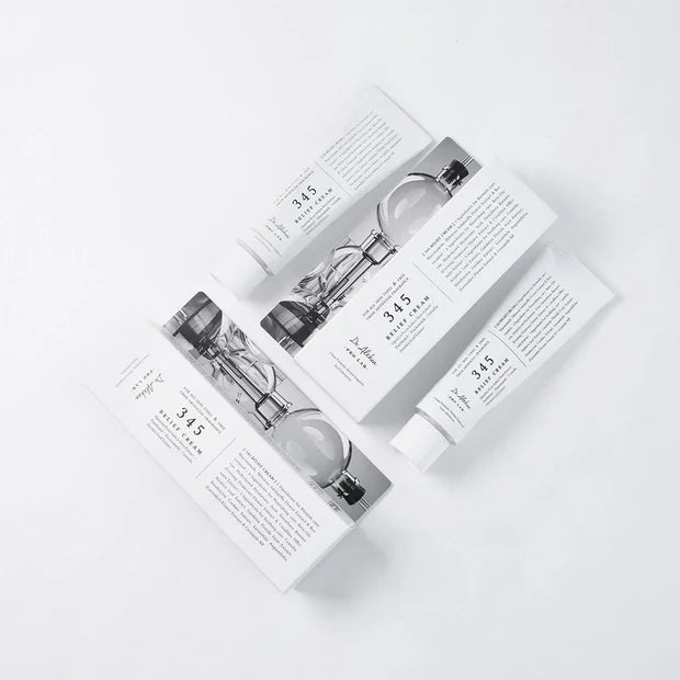 Refreshing, fast-absorbing gel-cream texture of Dr. Althea 345 – Non-sticky Korean moisturizer for oily and combination skin at Atelier De Glow UK.