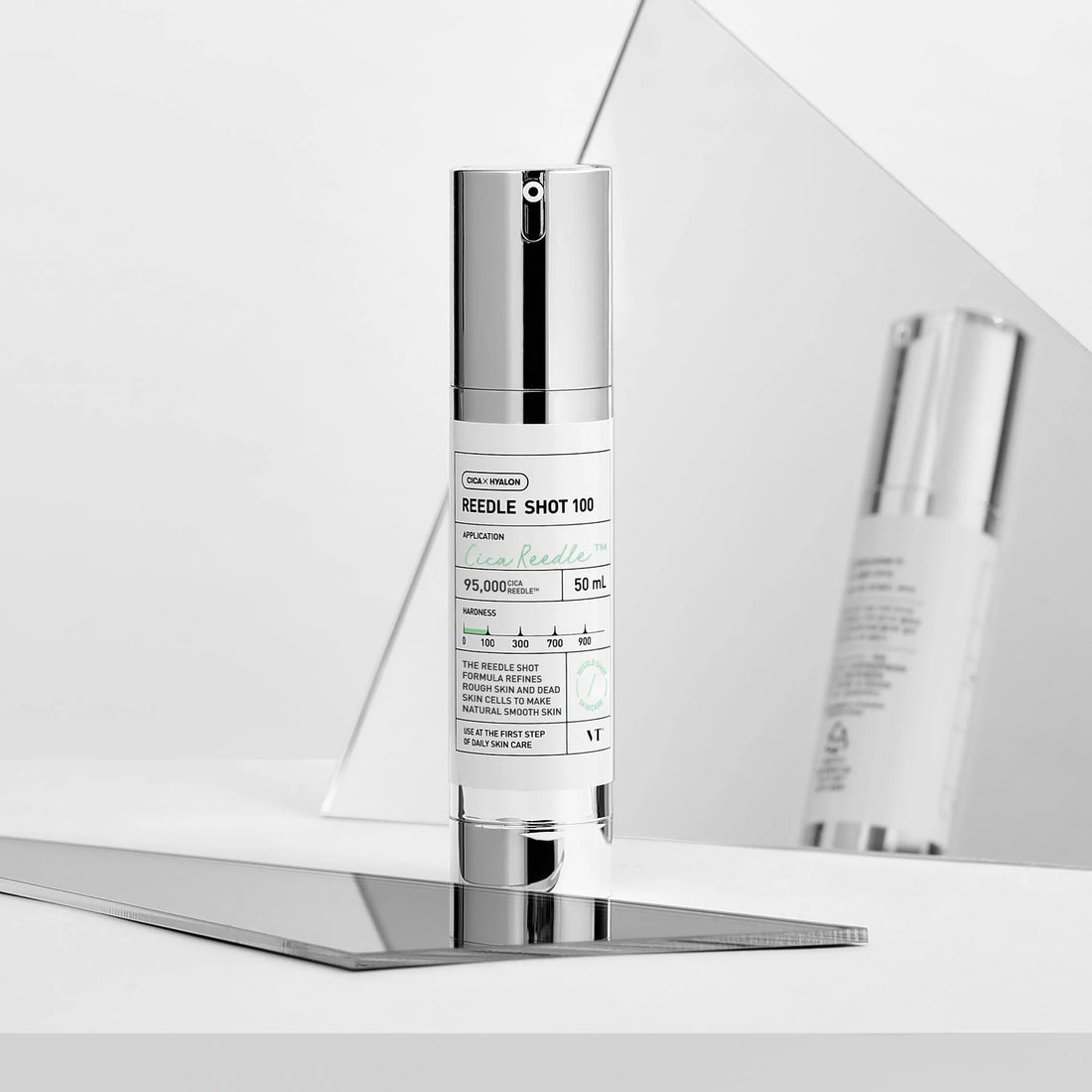 VT Reedle Shot 100 – Viral K-beauty "Skin-Boosting &amp; Texture-Refining Treatment" for a smoother, healthier, and more radiant glass-skin finish, shop at Atelier De Glow UK.
