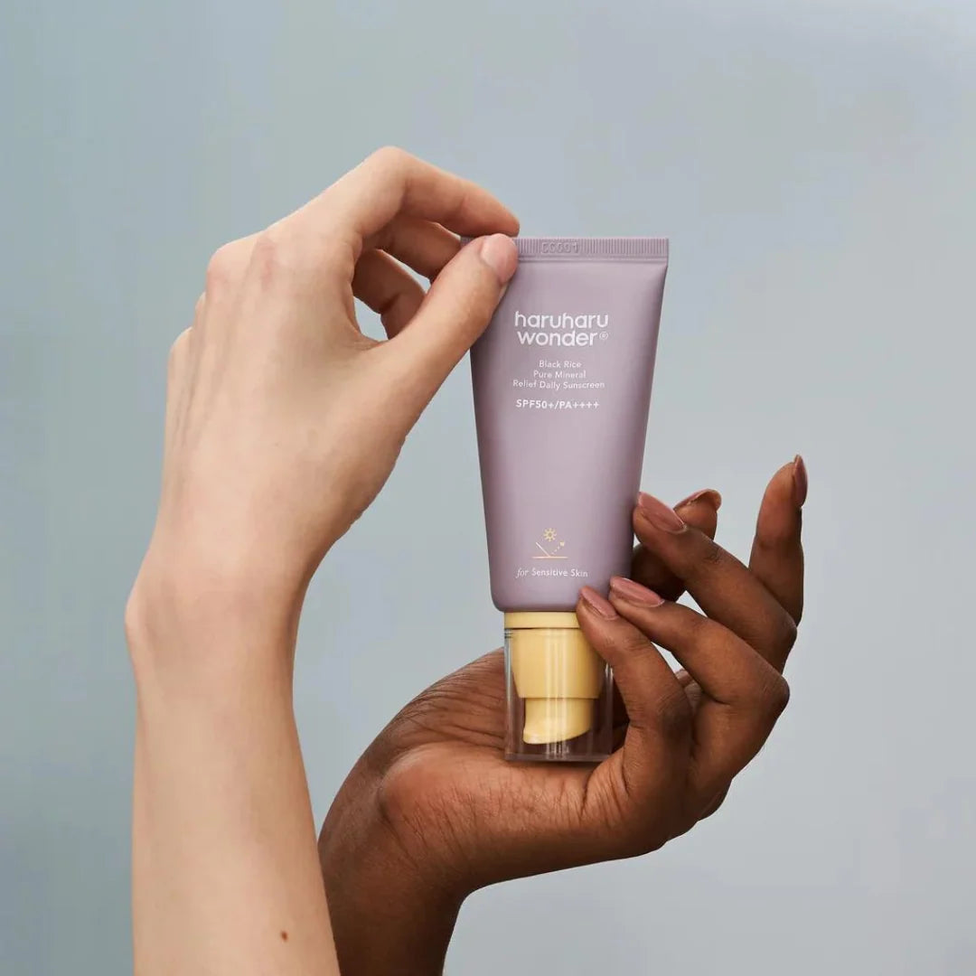 Lightweight, satin-finish mineral sunscreen by Haruharu Wonder that blends seamlessly without a white cast, perfect for daily wear, now at Atelier De Glow UK.