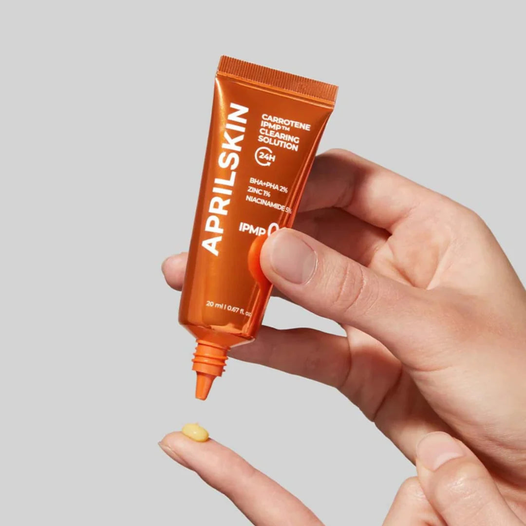 APRILSKIN Carrotene Spot Gel – TikTok viral "Topical Acne Stopper Fluid &amp; 24-Hour Non-Sticky Redness Blurring Filter" for an immaculate skin profile, shop at Atelier De Glow UK.