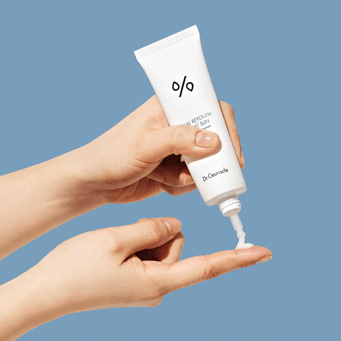 Dr. Ceuracle Hyal Reyouth Moist Sun | Atelier De Glow