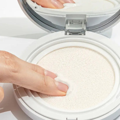 Mary &amp; May Vegan Niacinamide Panthenol Sun Cushion - Atelier De Glow