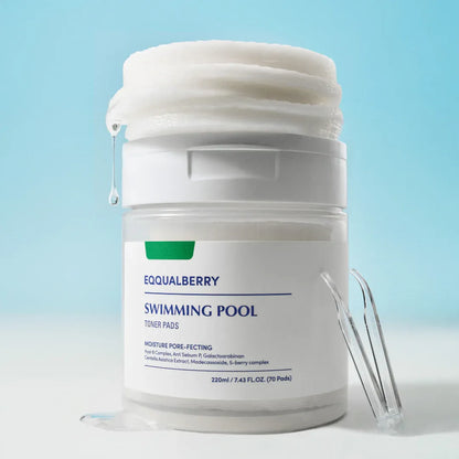 Embossed dual-sided cotton pads from EQQUALBERRY – Daily "Hydration Dive" toner pads for a smooth, irritation-free surface at Atelier De Glow UK.