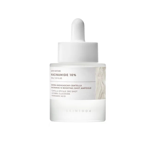 SKIN1004 Madagascar Centella Niacinamide 10 Boosting Shot Ampoule 30ml – brightening facial serum with 10% niacinamide and Centella Asiatica available at Atelier De Glow UK.
