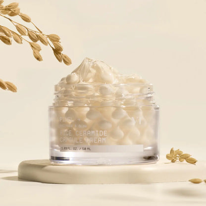 Unique capsule-in-gel matrix texture of VT Rice Ceramide Cream melting down and absorbing smoothly on a facial skin canvas at Atelier De Glow UK.