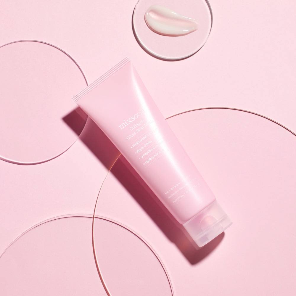 mixsoon Collagen Glass Skin Mask – Clean-beauty "Collagen-Elasticity Injection &amp; 30-Minute Glass Skin Transformation" for an airbrushed, firm look, shop at Atelier De Glow UK.
